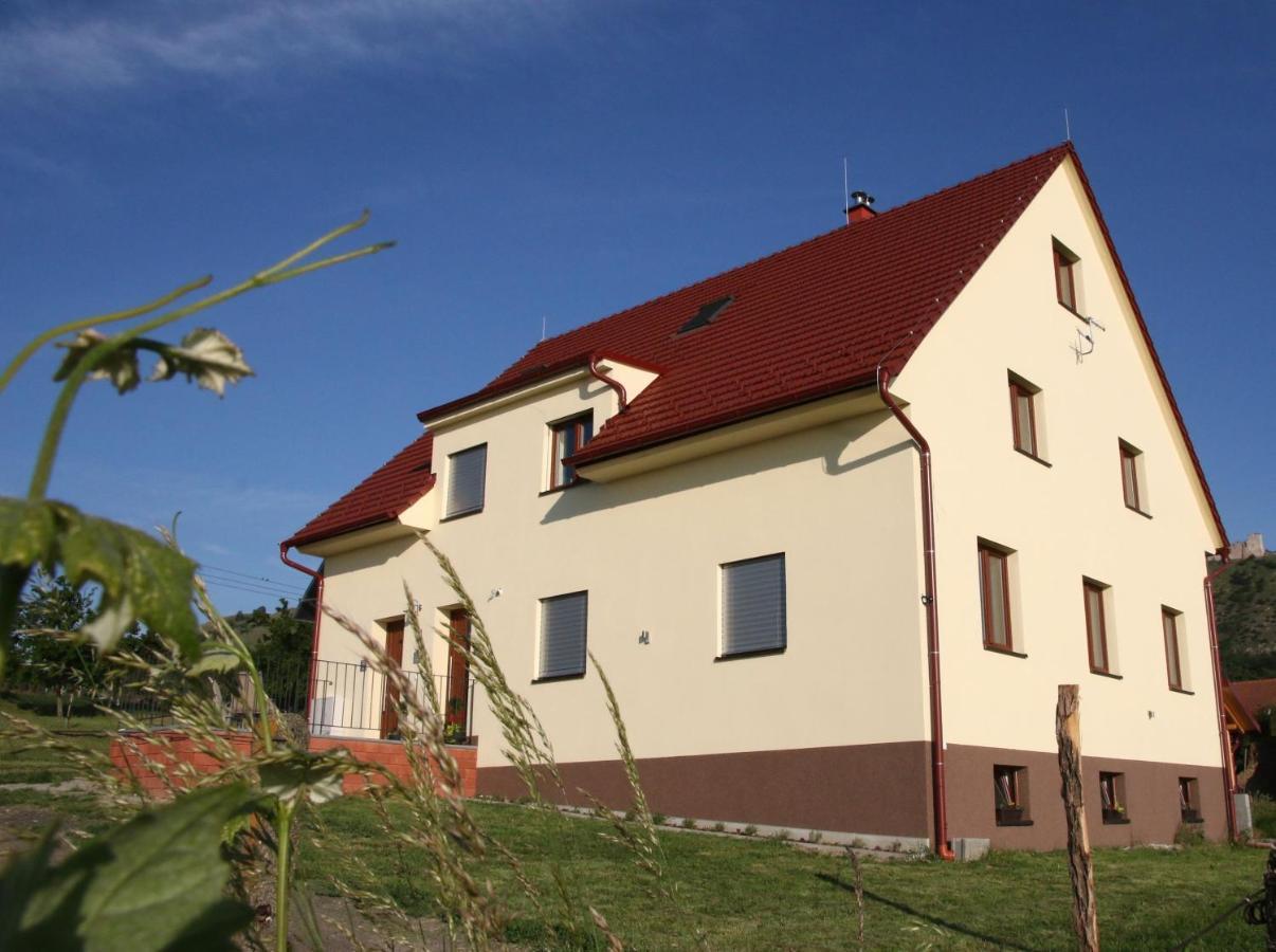 Palavia Apartments Павлов Екстер'єр фото