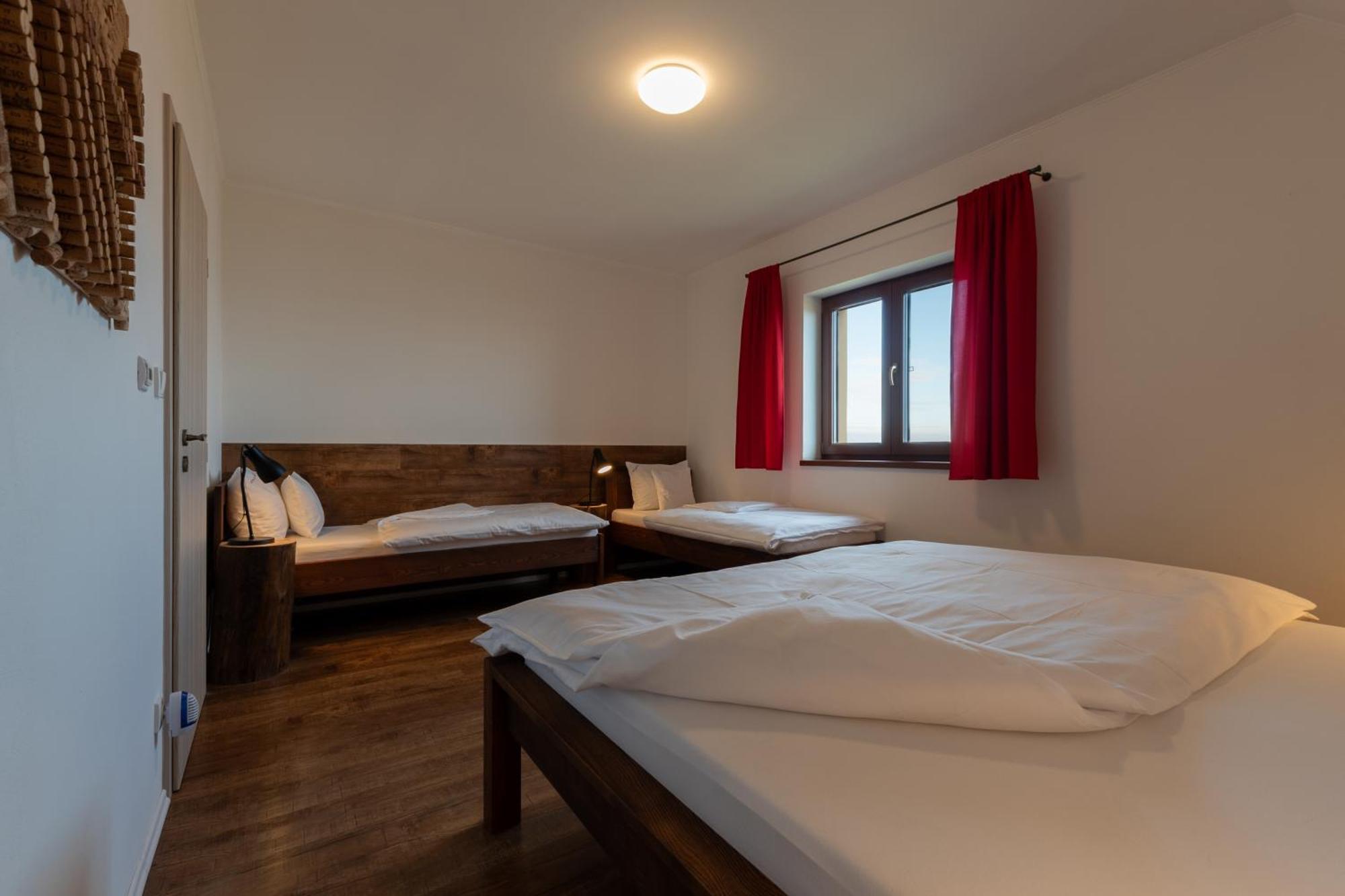 Palavia Apartments Павлов Екстер'єр фото