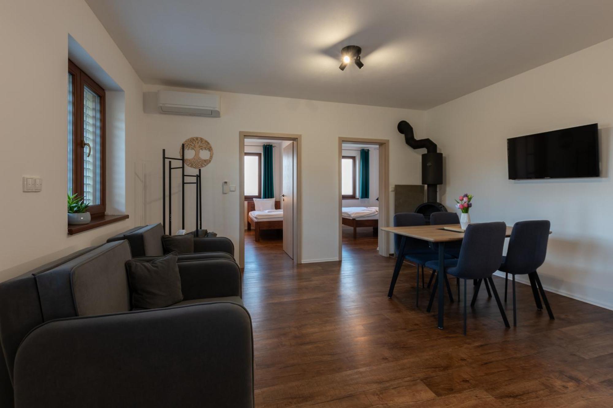 Palavia Apartments Павлов Екстер'єр фото