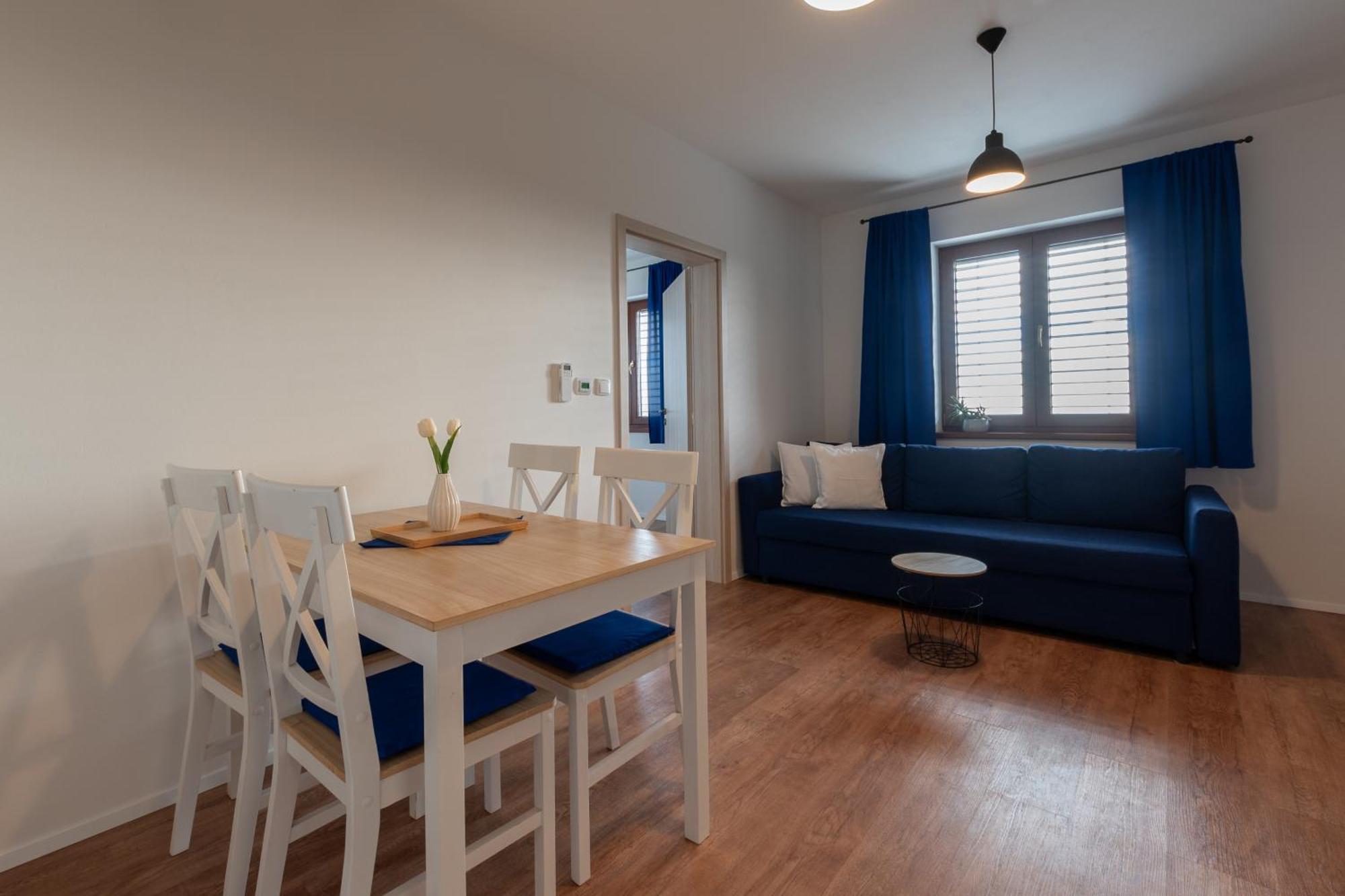 Palavia Apartments Павлов Екстер'єр фото